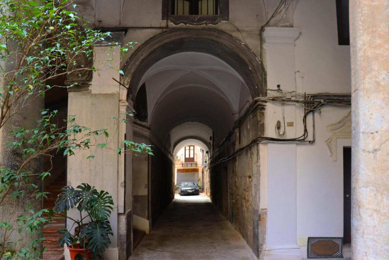 Palazzo Cuto Suite & Charme Palerme Extérieur photo