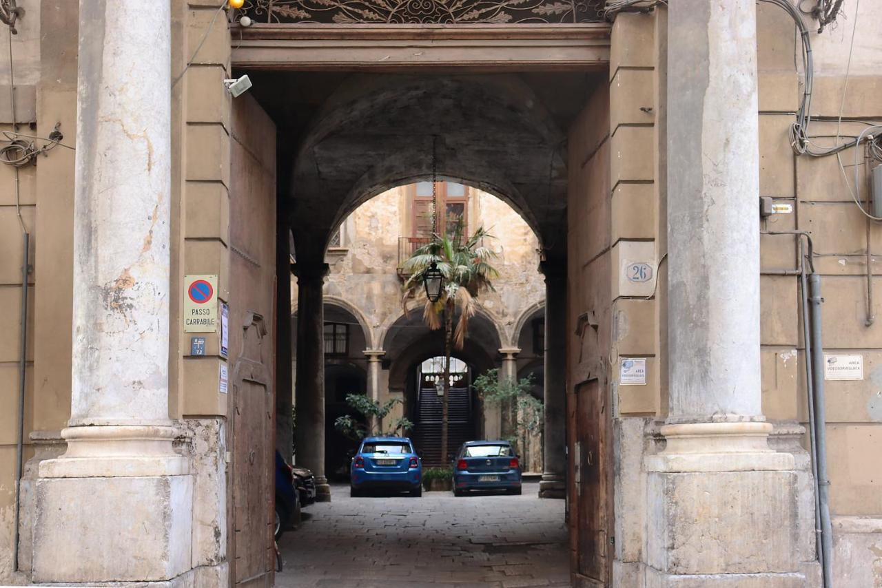 Palazzo Cuto Suite & Charme Palerme Extérieur photo